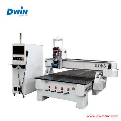 High Quality CNC Router with Auto Lubrication System Used for Materials Cutting and Engraving