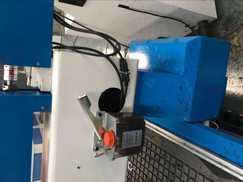 1300X2500mm CNC Wood Working Cutting Machine for Furniture Crafts Metal Cutting Engraving
