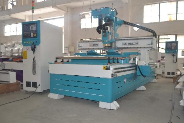 Linear Automatic Tools Changing Woodworking Machine CNC Router Carving 1325