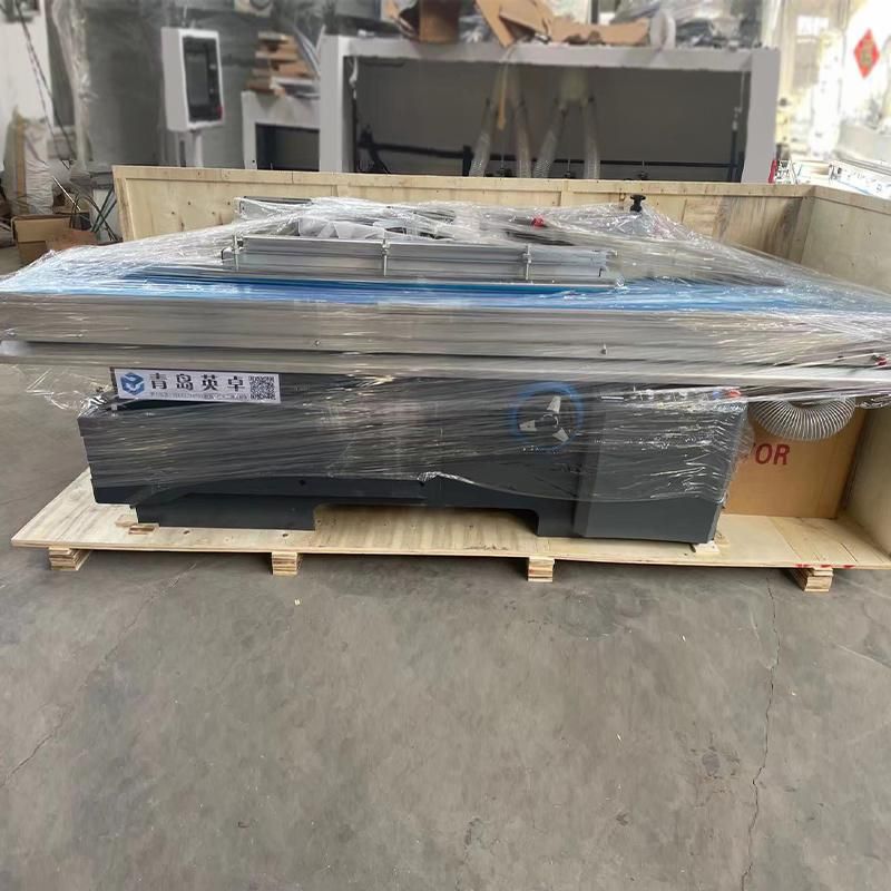 China Professional Woodworking Sliding Table Panel Saw for Cutting MDF