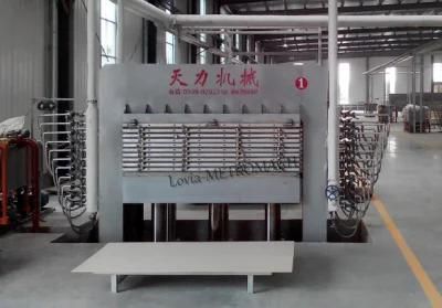 Multi-Opening Melamine Laminating Hot Press with 600ton Pressure