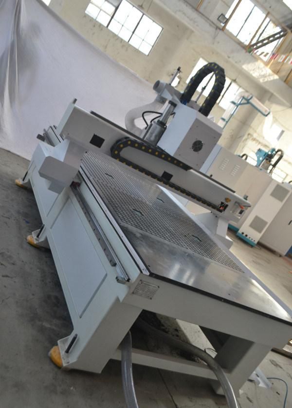 Cheap Price Automatic Tool Change CNC Router 1325 1530 Woodworking Engraving Cutting Machine