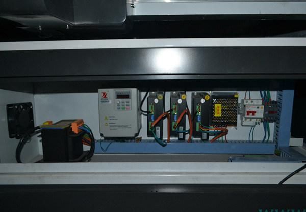 6090 1212 1325 4axis 3D Engraving Machine 2.2kw Water Cooling Spindle Advertising CNC Router for Sale