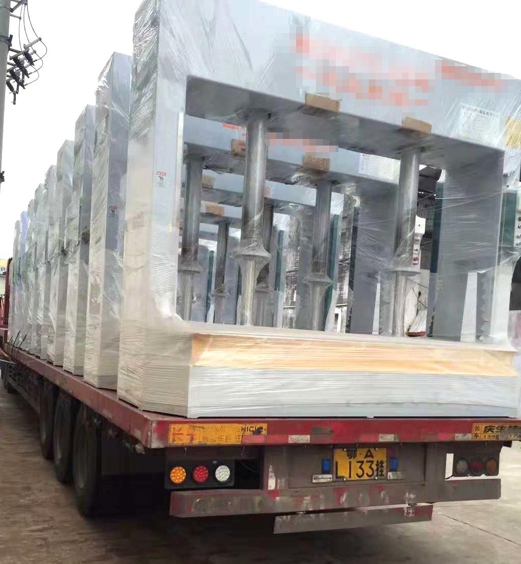 Woodworking 50t 80t 100t Automatic Loading and Unloading Cold Press Machine