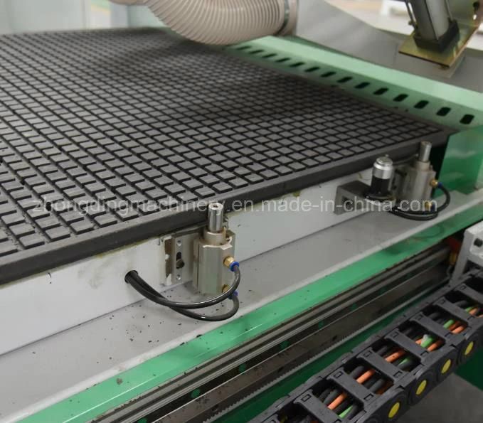 Woodworking CNC Machine CNC Router with 4 Working Spindle