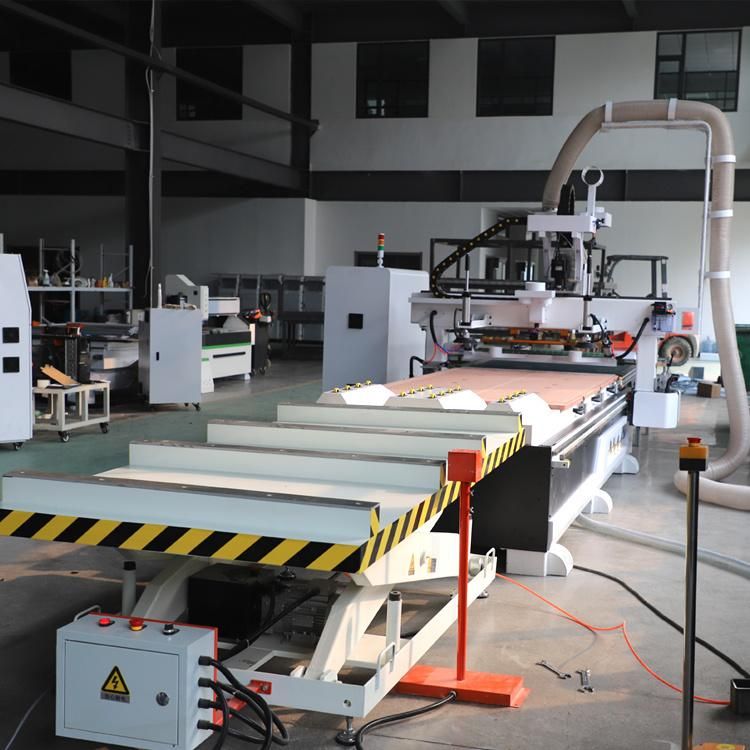 Automatic Feeding Loading and Unloading Atc CNC Router Furniture for Panel Furniture
