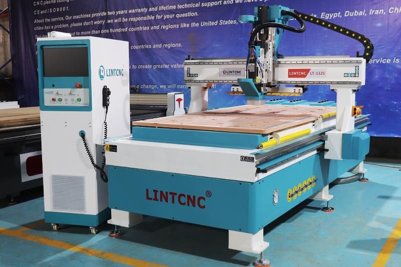 1300X2500mm 4 Axis Atc Liner CNC Router 3D Woodworking Machine Furniture Cabinet Cutting Engraving CNC Wood Carving Machine MDF Milling Engaver