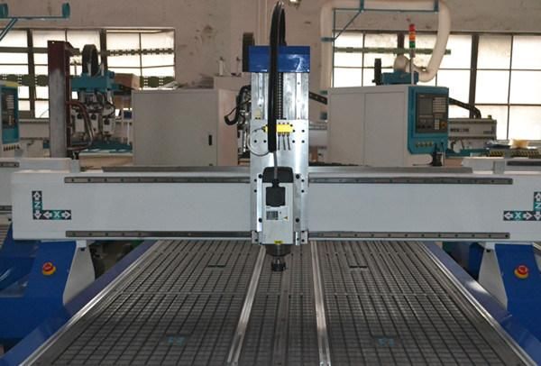 Vacuum Table Strong Wood Cutting Machine 1300*2500mm 1325 Woodworking CNC Router for Sale