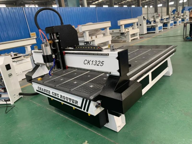 1300X2500mm 7.5kw Furniture Making Woodworking Center CNC Router