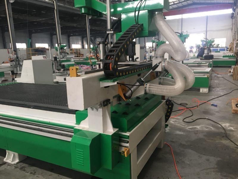 1300*2500mm Woodworking Automatic Tool Change CNC Router for Plywood MDF
