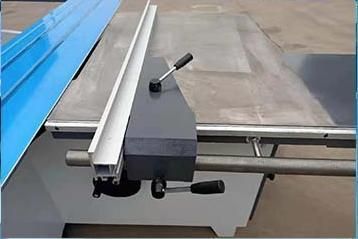 Woodworking Machinery Precision Sliding Table Saw Fully Automatic Woodworking 45 Degree 90 Degree CNC Cutting Panel Saw Machine