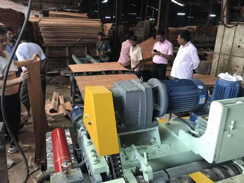 High Density Wood Log Spindle Less Rotary Peeling Machine