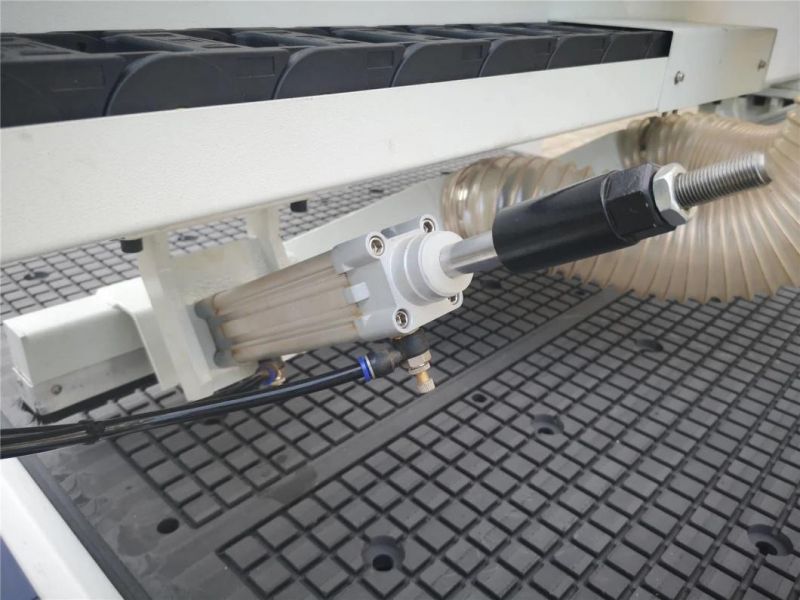 Xc400 CNC Cutting Machine Advanced Contril Qualified by ISO9001 System for Tables and Chairs