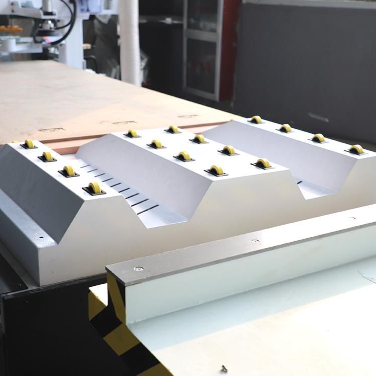 Automatic Feeding Loading and Unloading Atc CNC Router Furniture for Panel Furniture