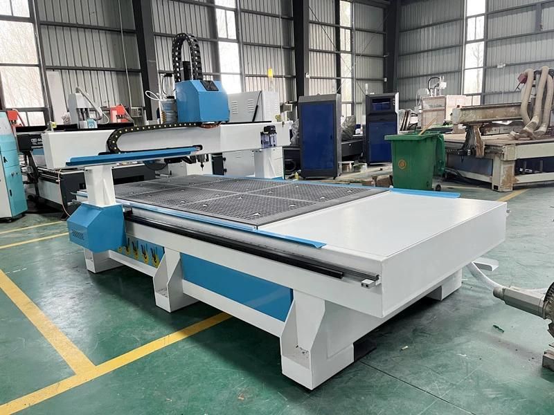 Heavy -Duty CNC Router Vacuum Table Woodworking Machine with Saw