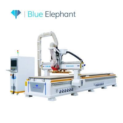 The Latest 1325 Atc CNC Router with Automatic Feeding Device