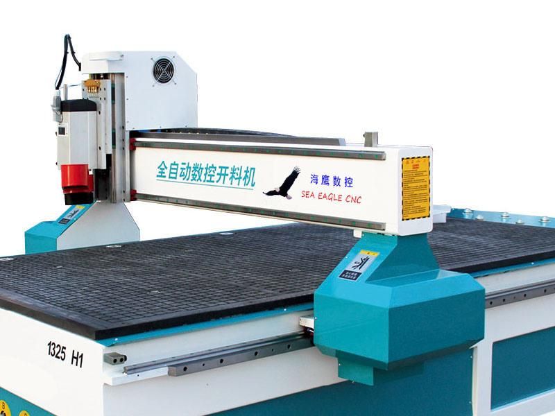 1325 CNC Woodowrking Router Machine with Horizontal Spindle for Drilling Side Hole