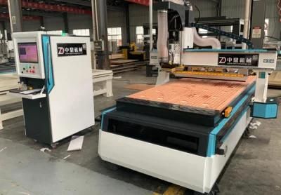 Wood Door Making CNC Router Cutting Machine Automatic Tool Change