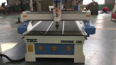 1300X2500mm 4.5kw/3kw CNC Woodworking Machine for Cabinet/Furniture