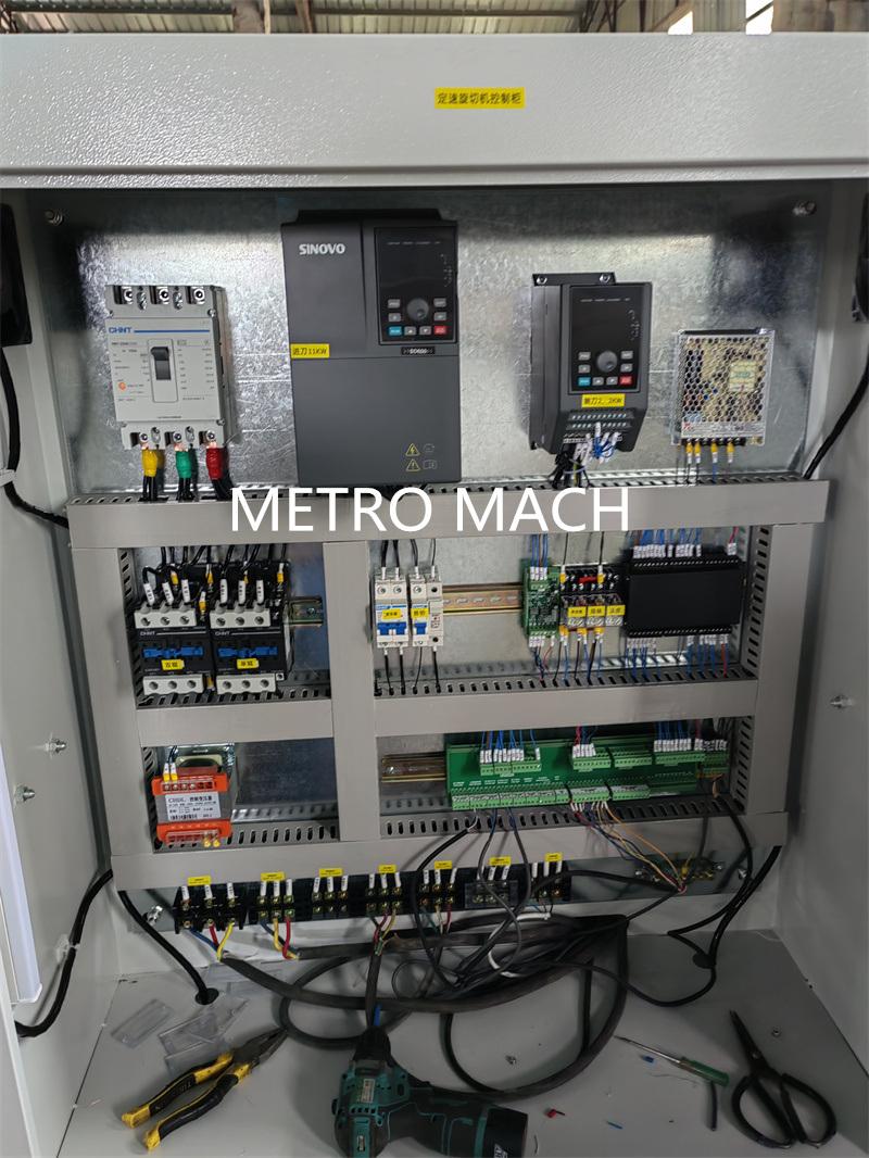 Plywood Core Veneer Spindleless Peeling Machine with Step Motor
