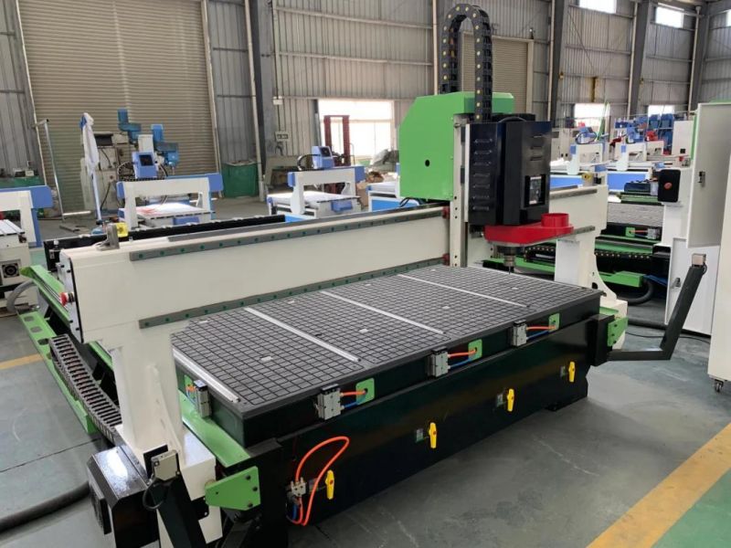 Atc Liner 8 Bits Wood Cutting Milling CNC Router for Advertisement