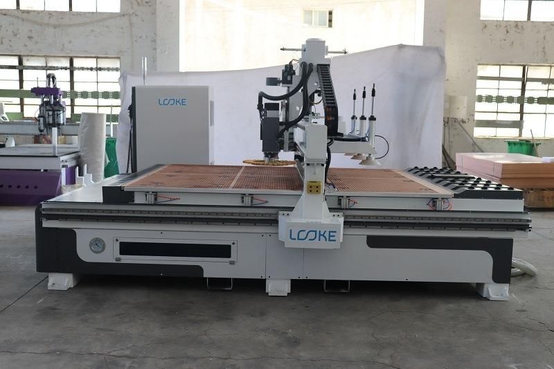 1325 1530 2030 Atc CNC Router with 12 Tools Automatic Change Tools Highly Automatic Nesting Solution with Automatic Loading and Unloading System