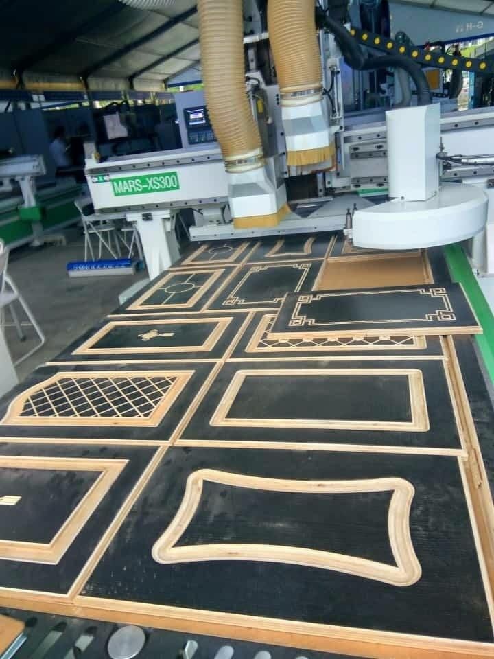 Heavy Duty Four Spindles Auto Change Tools CNC Wood Carving Machine, CNC Engraver Wooden Furniture / Wood Timber Nesting Making Atc CNC Router Milling Machine